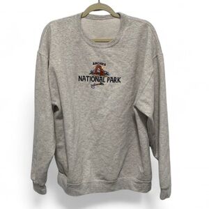 Vintage Arches National Park Light Gray Embroidered Arch Sweatshirt